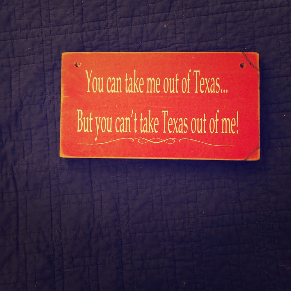 Wooden Texas sign